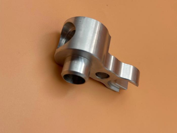 Precisie CNC saai leidt de technologische innovatie van zeer nauwkeurige bewerking van gaten